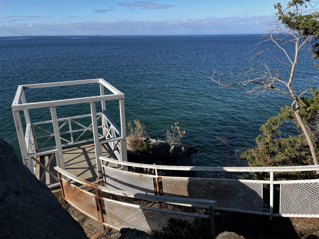 淡路島西海岸のパワースポット明神岬の展望台